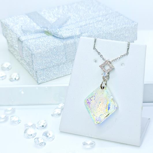 Rombusz Meteorit Medál Crystal (Kristály)